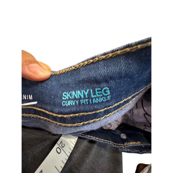 INC Denim Skinny Leg Curvy Fit Ankle Jeans Women Size 12 Medium Blue - Picture 8 of 9